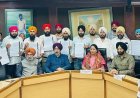 1984 ਦੇ ਸਿੱਖ ਕਤਲੇਆਮ ਦੇ ਪੀੜਤ ਪਰਿਵਾਰਾਂ ਦੇ ਮੈਂਬਰਾਂ ਨੂੰ ਦਿੱਲੀ ਦੇ ਮੁੱਖ ਮੰਤਰੀ ਰੇਖਾ ਗੁਪਤਾ ਨੇ ਵੰਡੇ ਨਿਯੁਕਤੀ ਪੱਤਰ 