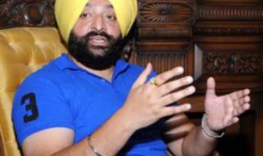 ਅਕਾਲੀ ਆਗੂ ਬੁਲਾਰੀਆ ਤੇ ਉਪਕਾਰ ਸੰਧੂ ਕਾਂਗਰਸ ਵਿਚ ਹੋਣਗੇ ਸ਼ਾਮਲ