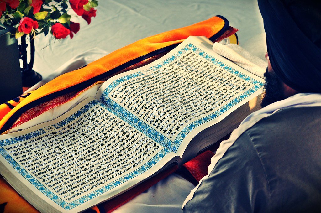 ਸ੍ਰੀ ਗੁਰੂ ਗ੍ਰੰਥ ਸਾਹਿਬ ਜੀ  ਵਿਚ ਤਬਦੀਲੀਆਂ ਕਰਨ ਦੇ ਦੋਸ਼ੀ ਕੋਣ  ? 