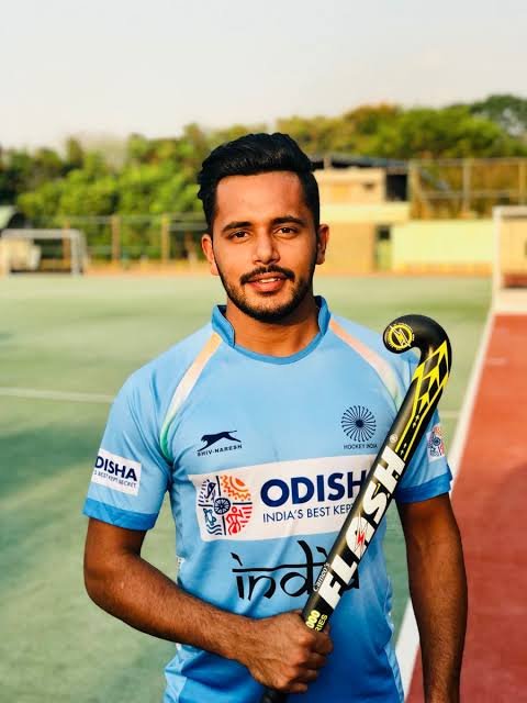 ਡਰੈਗ ਫਲਿੱਕਰ ਹਰਮਨਪ੍ਰੀਤ ਦਾ ਸਾਧਾਰਨ ਪਰਿਵਾਰ ਤੋਂ ਕਪਤਾਨੀ ਤੱਕ ਦਾ ਸਫ਼ਰ