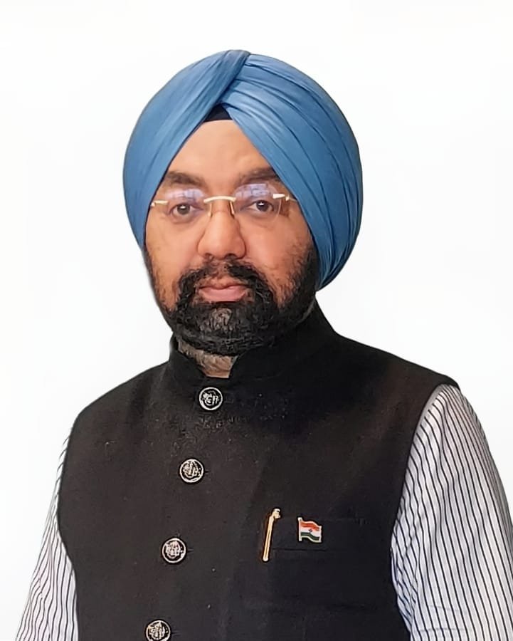 ਪੰਜਾਬ ਨੂੰ ਪਰਾਲੀ ਦੀ ਮੁੜ ਵਰਤੋਂ ਲਈ ਇੱਕ ਸਰਗਰਮ ਨੀਤੀ ਦੀ ਲੋੜ, ਕੰਬਾਈਨ ਹਾਰਵੈਸਟਰਾਂ ਨਾਲ ਬੇਲਰ ਦੀ ਕੀਤੀ ਜਾਏ ਵਰਤੋਂ : ਵਿਕਰਮ ਸਾਹਨੀ