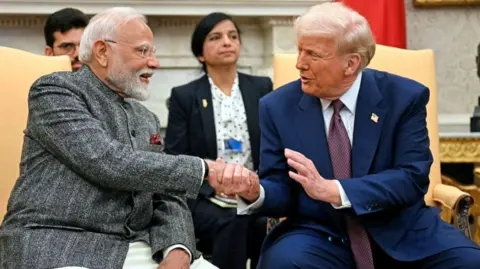 ਟਰੰਪ ਦੀ ਬੈਨ ਸੂਚੀ ਵਿਚ ਪਾਕਿਸਤਾਨ ਬਾਹਰ, ਭਾਰਤ ਨਾਰਾਜ਼