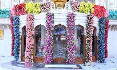 ਸ੍ਰੀ ਗੁਰੂ ਗ੍ਰੰਥ ਸਾਹਿਬ ਤੋਂ ਸੇਧ ਲਵੇ ਸਮੁੱਚੀ ਮਾਨਵਤਾ : ਜਥੇਦਾਰ ਗੜਗੱਜ