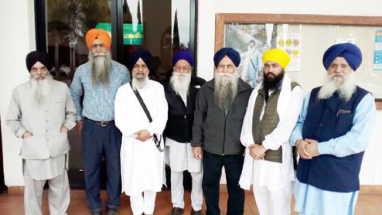 ਗੁਰਦੁਆਰਾ ਸਾਹਿਬ ਫਰੀਮੋਂਟ ਵਿਖੇ ਹੋਲਾ ਮਹੱਲਾ ਨੂੰ ਸਮਰਪਤਿ ਧਾਰਮਿਕ ਕਵੀ ਦਰਬਾਰ ਸਜਾਇਆ