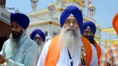 ਨਵੇਂ ਅਕਾਲ ਤਖਤ ਦੇ ਜਥੇਦਾਰ ਨੂੰ ਪੰਥਕ ਸੰਕਟਾਂ ਵਲ ਧਿਆਨ ਦੇਣ ਦੀ ਲੋੜ