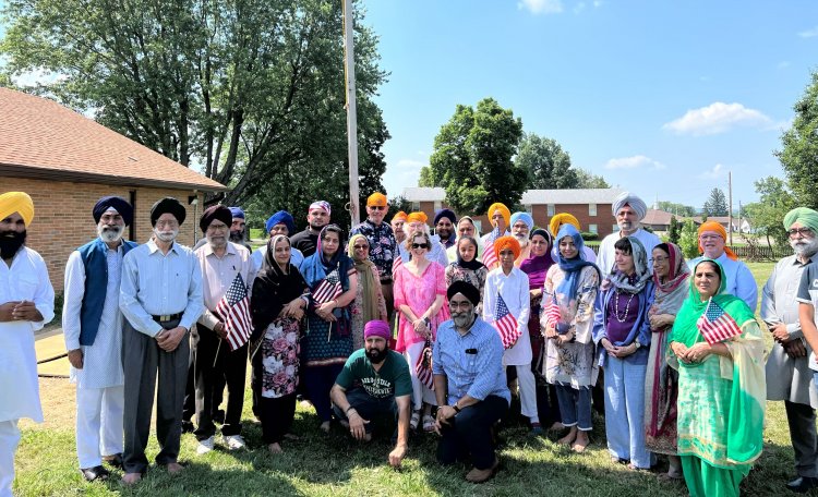 ਡੇਟਨ ਦੇ ਸਿੱਖ ਭਾਈਚਾਰੇ ਨੇ ਅਮਰੀਕਾ ਦੇ 249ਵੇਂ ਆਜ਼ਾਦੀ ਦਿਹਾੜੇ ‘ਤੇ ਲਹਿਰਾਇਆ ਝੰਡਾ